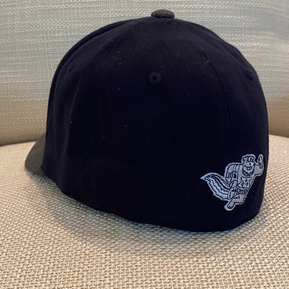 Men's Top of the World Blue Gray Minnesota Golden Gophers Team Fitted Hat - Picture 13 of 13